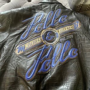 Pelle pelle movers shakers